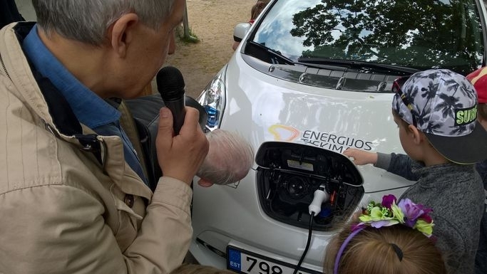 elektroauto skolā